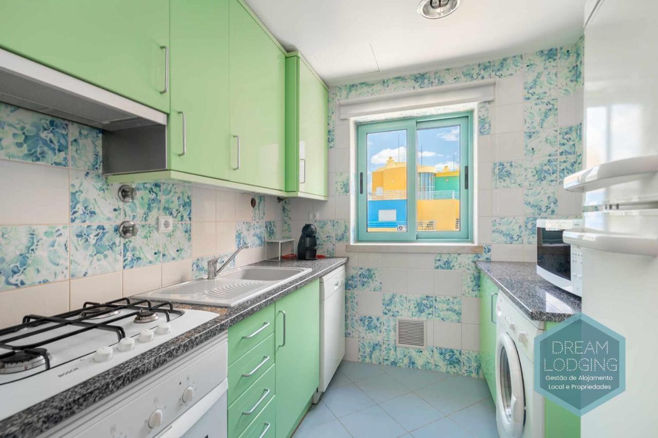 Marina View - Dream Lodging Apartment Albufeira Ngoại thất bức ảnh